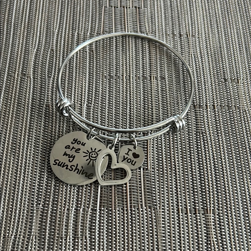 Charm bracelet